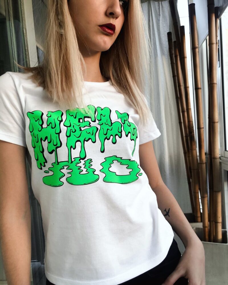 Remera HELL